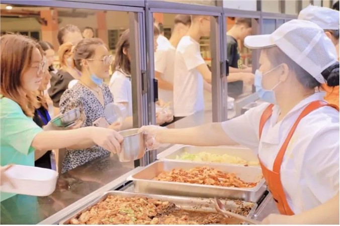 【食在金律】人间烟火气，最安学子心