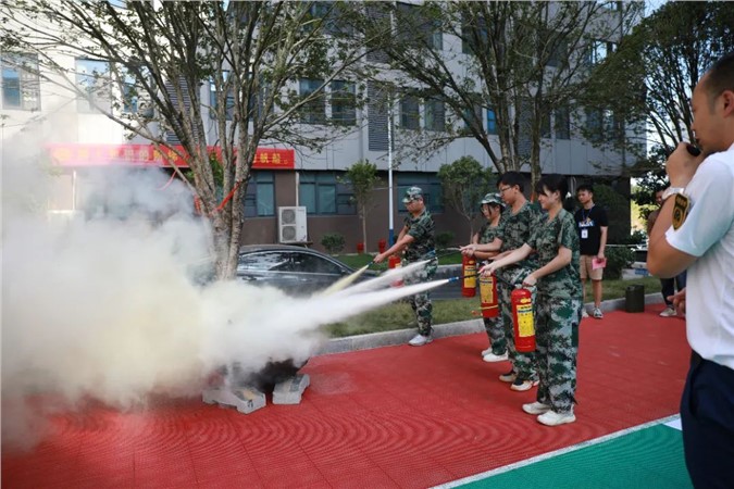 军训特辑（五）| 消防演练防忧患 警钟长鸣保平安