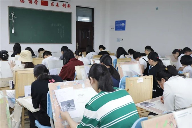 展青春风采 扬艺术特色 | 金律高中艺术特色班招生测评工作顺利进行