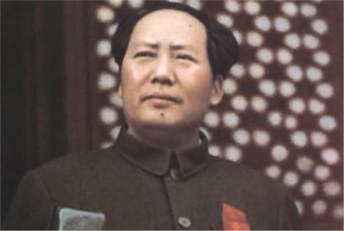 今天，毛主席诞辰130周年，让我们一起缅怀致敬！