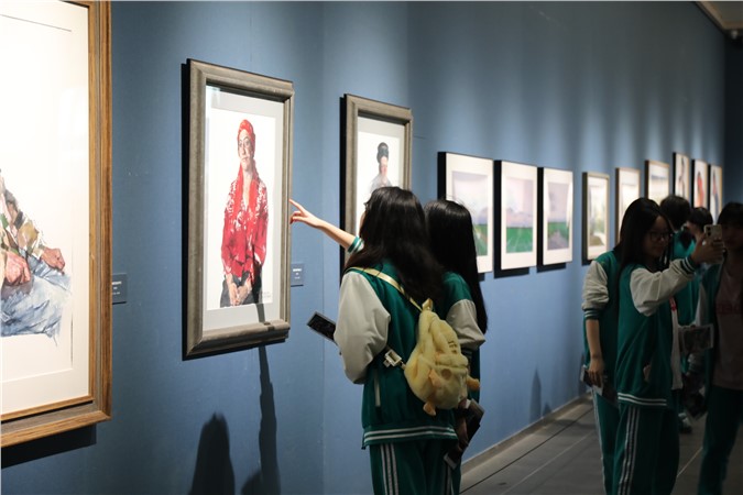 行走在路上 感悟在心中 | 我校组织高二美术特色班赴李自健美术馆参观学习